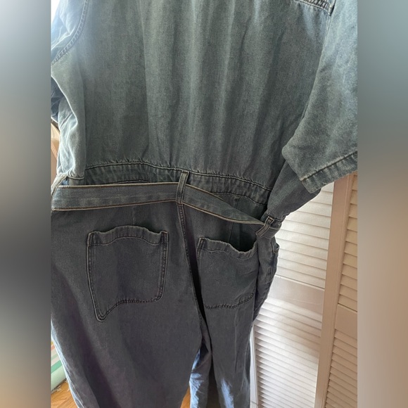 Universal Thread Jumpsuit - Picture 8 of 8